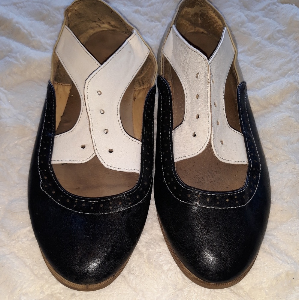 Restricted shoes used size 6.5